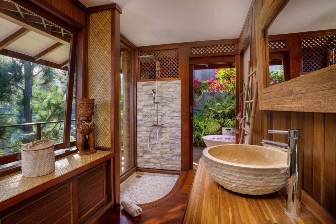 Villa Manuiti, Balinese Luxury Home - Private Swim Spa, Ocean View - Ofyr Bbq - Koi Pond Punaauia (Tahiti) Exterior foto