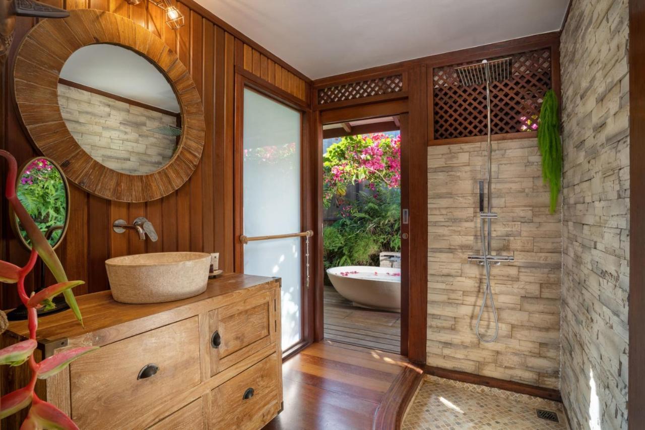 Villa Manuiti, Balinese Luxury Home - Private Swim Spa, Ocean View - Ofyr Bbq - Koi Pond Punaauia (Tahiti) Exterior foto