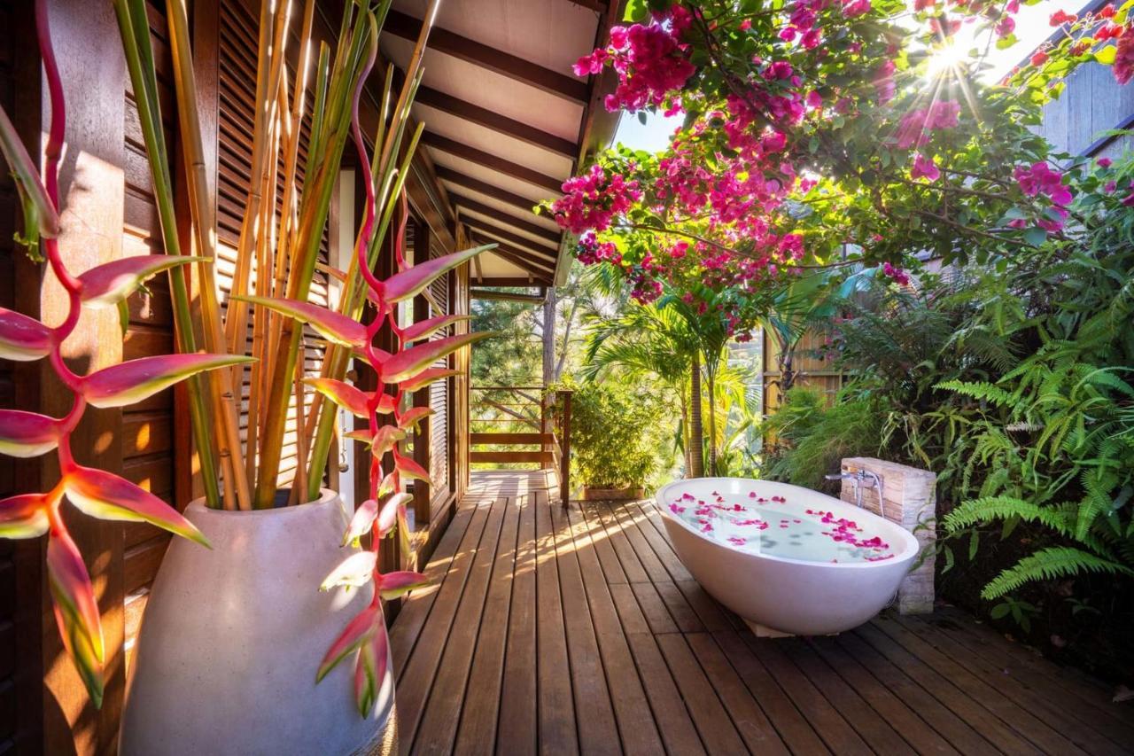 Villa Manuiti, Balinese Luxury Home - Private Swim Spa, Ocean View - Ofyr Bbq - Koi Pond Punaauia (Tahiti) Exterior foto